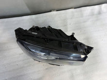 Laden Sie das Bild in den Galerie-Viewer, Frontscheinwerfer Mercedes-Benz W247 A2479068003 Rechts Scheinwerfer Headlight SCH1064785979tj