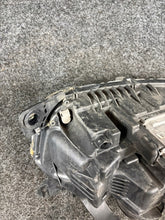 Laden Sie das Bild in den Galerie-Viewer, Frontscheinwerfer Citroën C5 III 9689037880 Xenon Links Scheinwerfer Headlight SCH1067233868qm