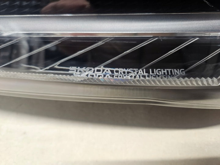 Frontscheinwerfer Skoda Superb I 3P1941015B LED Links Scheinwerfer Headlight SCH1067355017rn