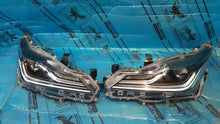Load image into Gallery viewer, Frontscheinwerfer Toyota Corolla 81110-02T51 Full LED Links Headlight SCH1072902138cd