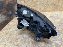 Laden Sie das Bild in den Galerie-Viewer, Frontscheinwerfer BMW X2 5A77EB4 Rechts Scheinwerfer Headlight SCH1073123426kq
