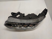 Laden Sie das Bild in den Galerie-Viewer, Frontscheinwerfer Ssangyong Tivoli ZGM92-101410 Full LED Links Headlight SCH1078494035lf