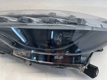 Laden Sie das Bild in den Galerie-Viewer, Frontscheinwerfer Toyota Corolla OYT32226 Links Scheinwerfer Headlight SCH1079960453fr