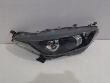 Laden Sie das Bild in den Galerie-Viewer, Frontscheinwerfer Toyota IV Yaris K0-6EU Rechts Scheinwerfer Headlight SCH1091651680za