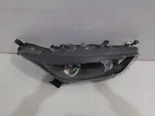 Laden Sie das Bild in den Galerie-Viewer, Frontscheinwerfer Toyota IV Yaris K0-6EU Rechts Scheinwerfer Headlight SCH1091651680za