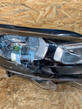 Load image into Gallery viewer, Frontscheinwerfer Citroën Jumpy 9808567680 Rechts Scheinwerfer Headlight SCH1092030366bs