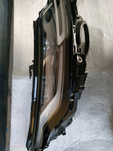 Laden Sie das Bild in den Galerie-Viewer, Frontscheinwerfer Rover K8D2-13W029-EE Rechts Scheinwerfer Headlight SCH1092178853lw