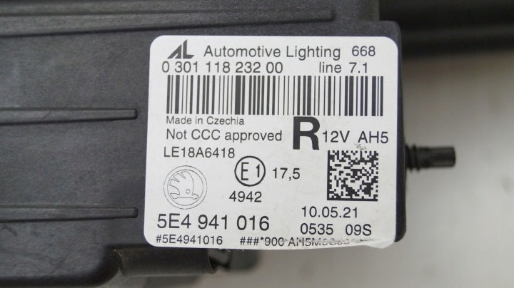 Frontscheinwerfer Skoda Octavia I 5E4941016 Rechts Scheinwerfer Headlight SCH1092745574ds