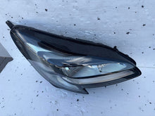 Load image into Gallery viewer, Frontscheinwerfer Opel Corsa E 39108227RH Rechts Scheinwerfer Headlight SCH1093028466bo