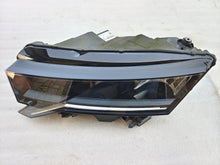 Laden Sie das Bild in den Galerie-Viewer, Frontscheinwerfer Skoda Octavia IV 5E4941009 Links Scheinwerfer Headlight SCH1093921439wi