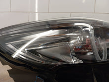 Laden Sie das Bild in den Galerie-Viewer, Frontscheinwerfer Mazda 6 GRF5-51030 Rechts Scheinwerfer Headlight SCH1097611861la