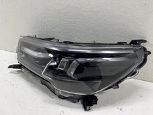 Laden Sie das Bild in den Galerie-Viewer, Frontscheinwerfer Toyota Hilux VIII 0K-183 Links Scheinwerfer Headlight SCH1098913962mw