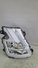 Laden Sie das Bild in den Galerie-Viewer, Frontscheinwerfer Volvo I 23752667 LED Rechts Scheinwerfer Headlight SCH1119485187ww