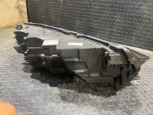 Laden Sie das Bild in den Galerie-Viewer, Frontscheinwerfer Skoda Octavia IV 5E4941009 Links Scheinwerfer Headlight SCH1119714029ju