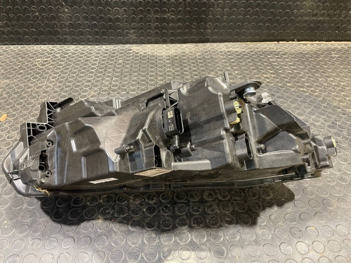 Frontscheinwerfer Skoda Octavia IV 5E4941009 Links Scheinwerfer Headlight SCH1119714029ju