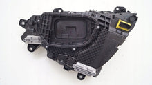Laden Sie das Bild in den Galerie-Viewer, Frontscheinwerfer Volvo 24081 LED Links Scheinwerfer Headlight SCH1124089676sr
