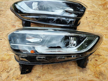 Load image into Gallery viewer, Frontscheinwerfer Renault Kadjar 260600479R 260103903R Ein Satz Headlight SCH1127017297ma