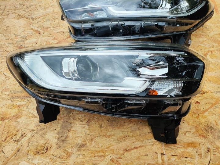Frontscheinwerfer Renault Kadjar 260600479R 260103903R Ein Satz Headlight SCH1127017297ma