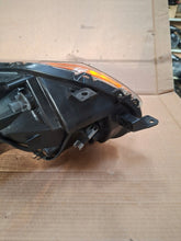Laden Sie das Bild in den Galerie-Viewer, Frontscheinwerfer Mitsubishi L200 8301C729 Links Scheinwerfer Headlight SCH1129970739bm