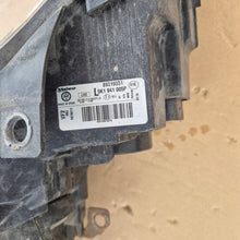 Load image into Gallery viewer, Frontscheinwerfer VW Golf VI 5K1941005P Links Scheinwerfer Headlight SCH1136825080qi