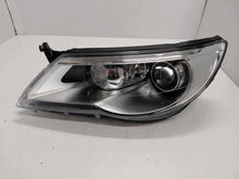 Laden Sie das Bild in den Galerie-Viewer, Frontscheinwerfer VW Tiguan 1ZS009549-21 Xenon Links Scheinwerfer Headlight SCH1138432350em