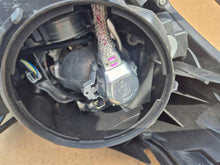 Load image into Gallery viewer, Frontscheinwerfer Toyota Avensis 85122000 Xenon Links Scheinwerfer Headlight SCH1147208041az