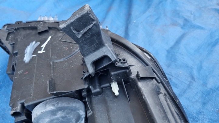 Frontscheinwerfer Peugeot 208 9855524680 9833036180 Links Scheinwerfer Headlight SCH1154928012pm