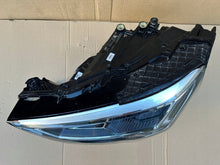 Laden Sie das Bild in den Galerie-Viewer, Frontscheinwerfer Audi Q3 83A941033 Links Scheinwerfer Headlight SCH1157840321ft