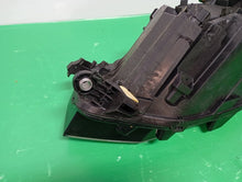 Laden Sie das Bild in den Galerie-Viewer, Frontscheinwerfer VW T-Cross 2GM941006 Rechts Scheinwerfer Headlight SCH1162898412lw