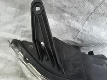 Laden Sie das Bild in den Galerie-Viewer, Frontscheinwerfer Mitsubishi Pajero IV 100-67018 Xenon Rechts Headlight SCH1188273626ji