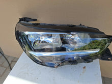 Laden Sie das Bild in den Galerie-Viewer, Frontscheinwerfer Opel Corsa F 9829465380 Rechts Scheinwerfer Headlight SCH1190090908de
