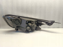 Laden Sie das Bild in den Galerie-Viewer, Frontscheinwerfer Kia Stonic 92102-H8 LED Rechts Scheinwerfer Headlight SCH1190304638cj