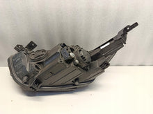 Laden Sie das Bild in den Galerie-Viewer, Frontscheinwerfer Kia Stonic 92102-H8 LED Rechts Scheinwerfer Headlight SCH1190304638cj