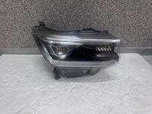 Laden Sie das Bild in den Galerie-Viewer, Frontscheinwerfer VW Amarok N1XB13E016DC Rechts Scheinwerfer Headlight SCH1194013270ko