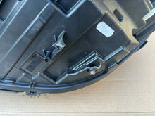 Laden Sie das Bild in den Galerie-Viewer, Frontscheinwerfer Peugeot 2008 II 208 9850597780 LED Rechts Headlight SCH1198619632kr