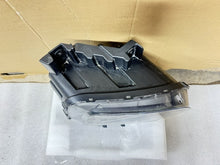 Laden Sie das Bild in den Galerie-Viewer, Frontscheinwerfer Kia I E-92202J2 Rechts Scheinwerfer Headlight SCH1199092204kp