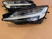 Load image into Gallery viewer, Frontscheinwerfer Volvo V60 S60 31656887 31656888 LED Ein Satz Headlight SCH1202763269th