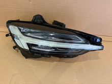 Load image into Gallery viewer, Frontscheinwerfer Volvo V60 S60 31656887 31656888 LED Ein Satz Headlight SCH1202763269th