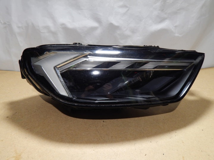 Frontscheinwerfer Audi A1 82A941034D Rechts Scheinwerfer Headlight SCH1203362533jv