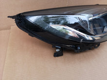 Laden Sie das Bild in den Galerie-Viewer, Frontscheinwerfer Opel Astra K 39158006 LED Rechts Scheinwerfer Headlight SCH1204393519xq