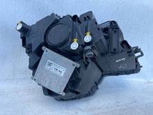 Laden Sie das Bild in den Galerie-Viewer, Frontscheinwerfer Skoda Karoq 57B941015D Links Scheinwerfer Headlight SCH1204636556ev