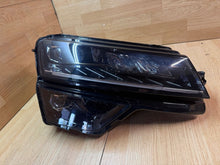 Laden Sie das Bild in den Galerie-Viewer, Frontscheinwerfer Skoda Karoq 57B941018B Rechts Scheinwerfer Headlight SCH1207331169wh