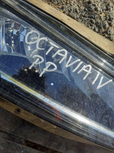 Laden Sie das Bild in den Galerie-Viewer, Frontscheinwerfer Skoda Octavia I LE18A6418 5E4941016 Rechts Headlight SCH1207958800qk