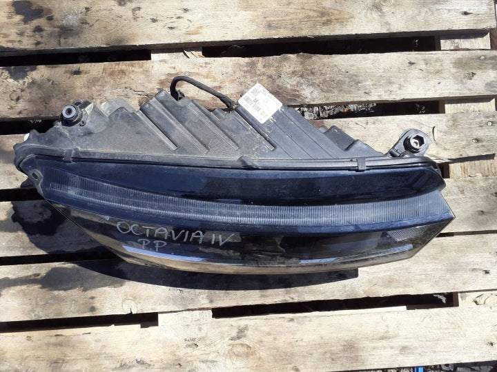 Frontscheinwerfer Skoda Octavia I LE18A6418 5E4941016 Rechts Headlight SCH1207958800qk