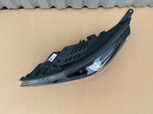 Load image into Gallery viewer, Frontscheinwerfer Hyundai I30 III 92101G4120 Links Scheinwerfer Headlight SCH1214490911rx