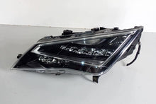 Laden Sie das Bild in den Galerie-Viewer, Frontscheinwerfer Seat Leon 5F1941007B Links Scheinwerfer Headlight SCH1217946473ik