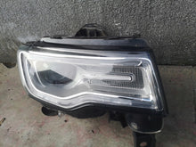 Laden Sie das Bild in den Galerie-Viewer, Frontscheinwerfer Jeep Cherokee Wk2 68289238AG Rechts Scheinwerfer Headlight SCH1218221642rl