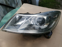 Laden Sie das Bild in den Galerie-Viewer, Frontscheinwerfer Skoda Octavia II 1Z1941017S Links Scheinwerfer Headlight SCH1219325392uy