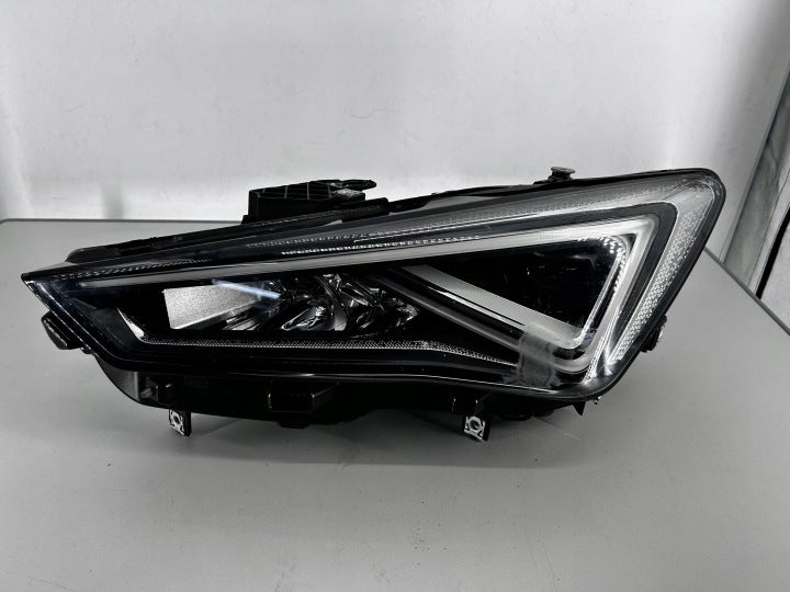 Frontscheinwerfer Cupra Formentor 5FG941007F Rechts Scheinwerfer Headlight SCH1223739816ea