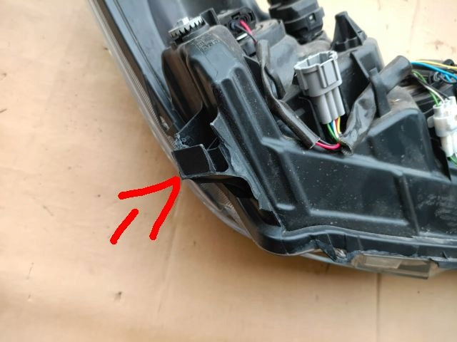 Frontscheinwerfer Nissan Micra I K14 260605FA0B Links Scheinwerfer Headlight SCH1233140918he